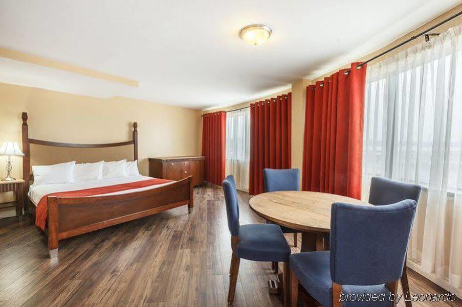 קוויבק סיטי Hotel Ambassadeur Et Suites מראה חיצוני תמונה
